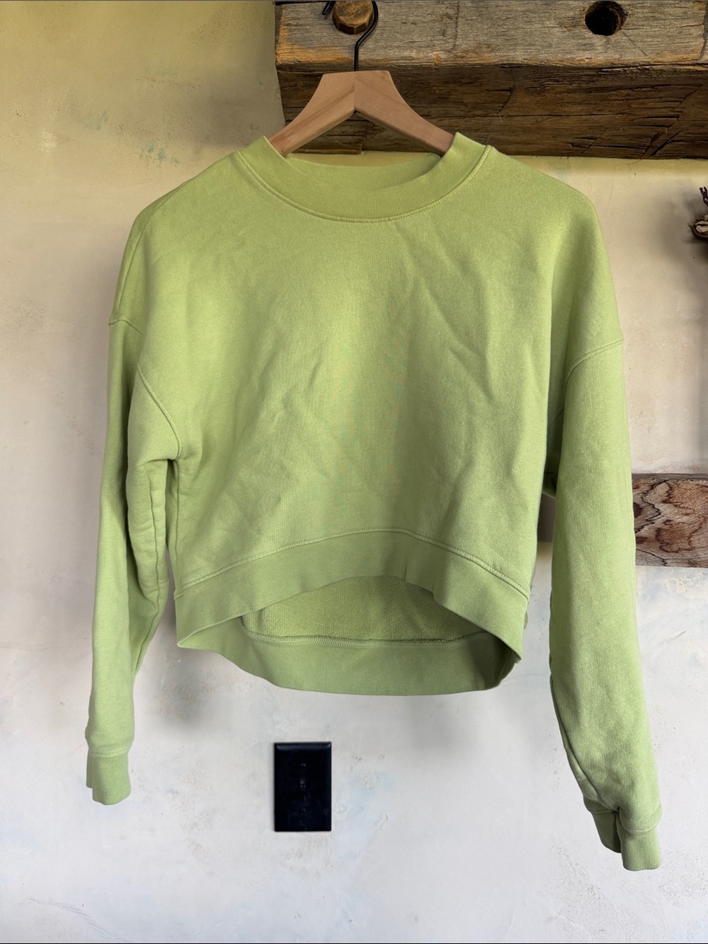 MATE the Label Light Green Cropped Pullover Sweatshirt